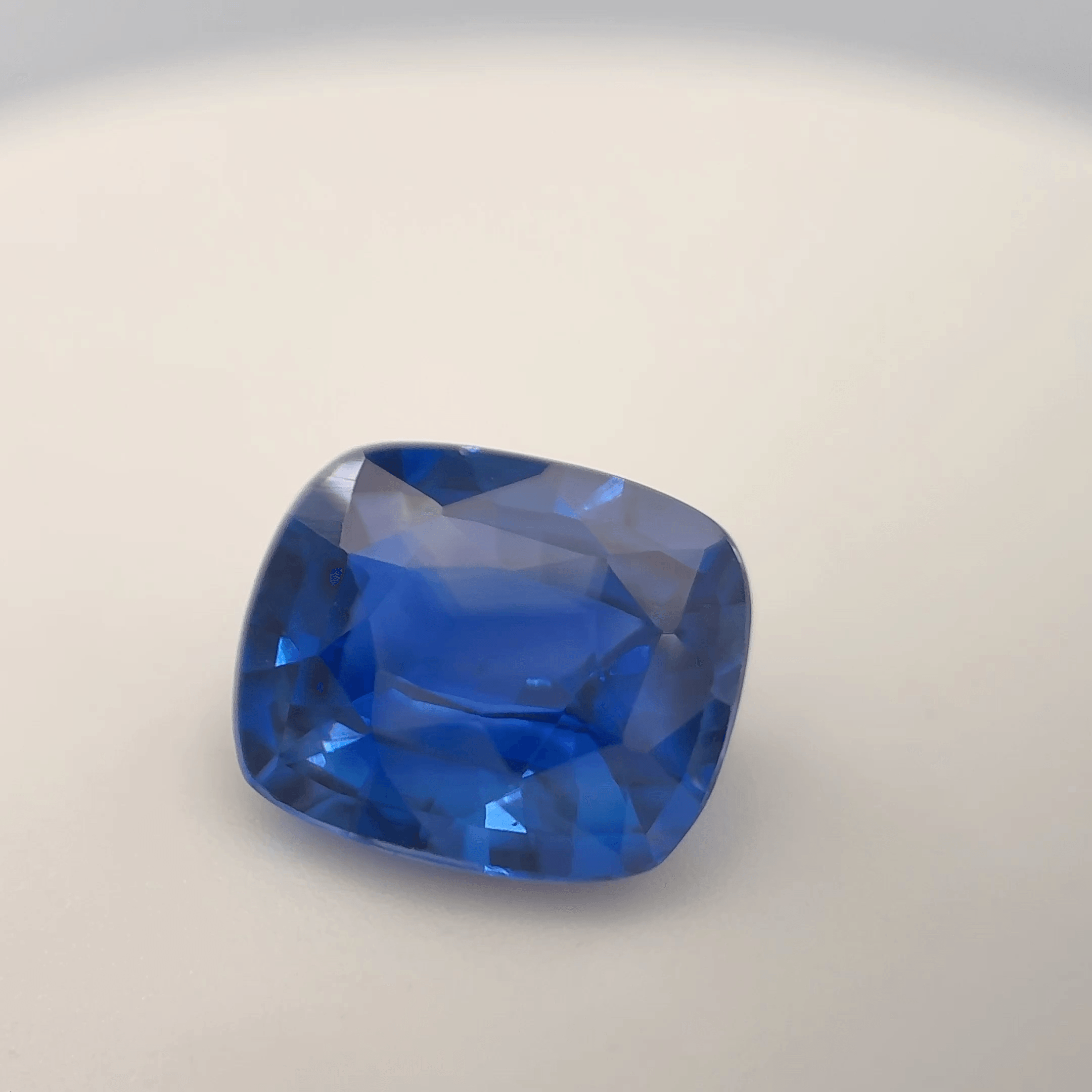 Saphir coussin 3.18ct – Image 2