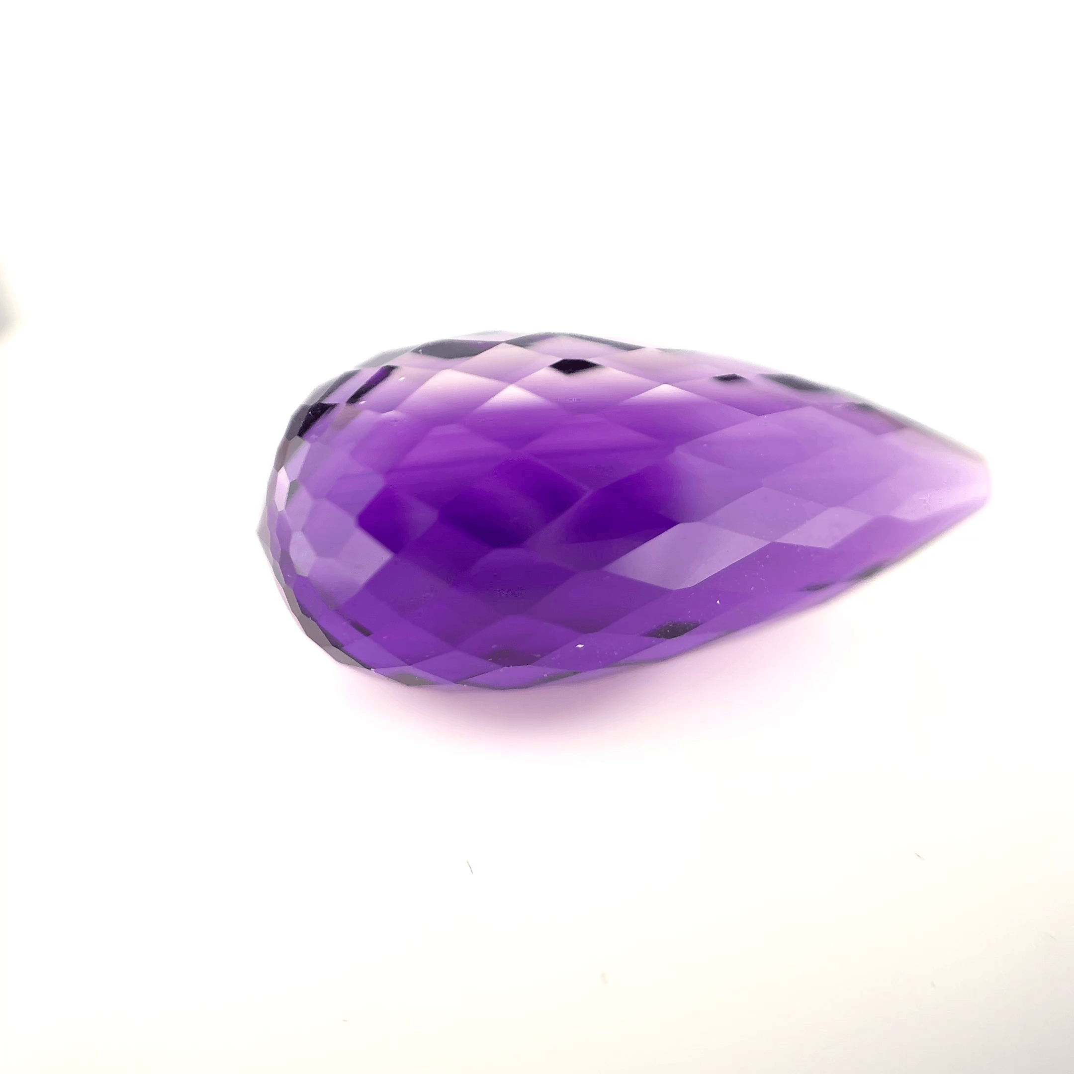 Améthyste briolette 25,18ct