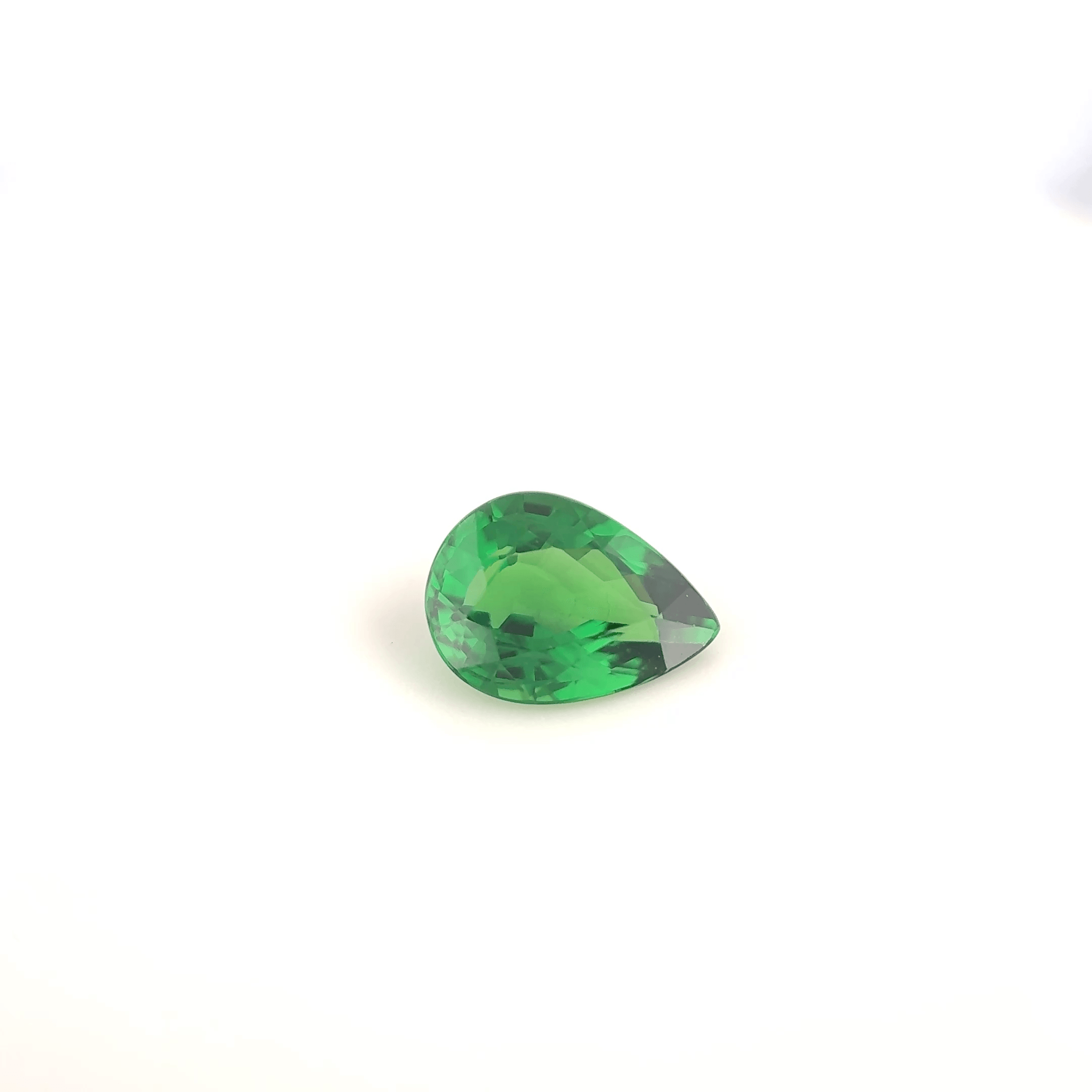 Grenat Tsavorite poire 1,42ct