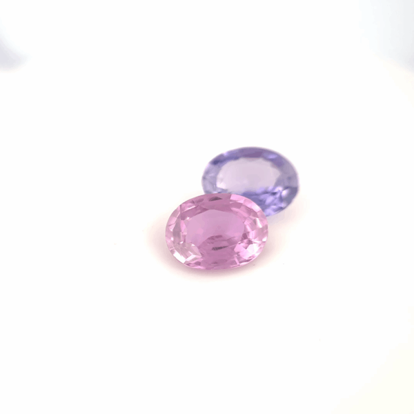 Lot 2 Saphir fancy ovale 2,83ct