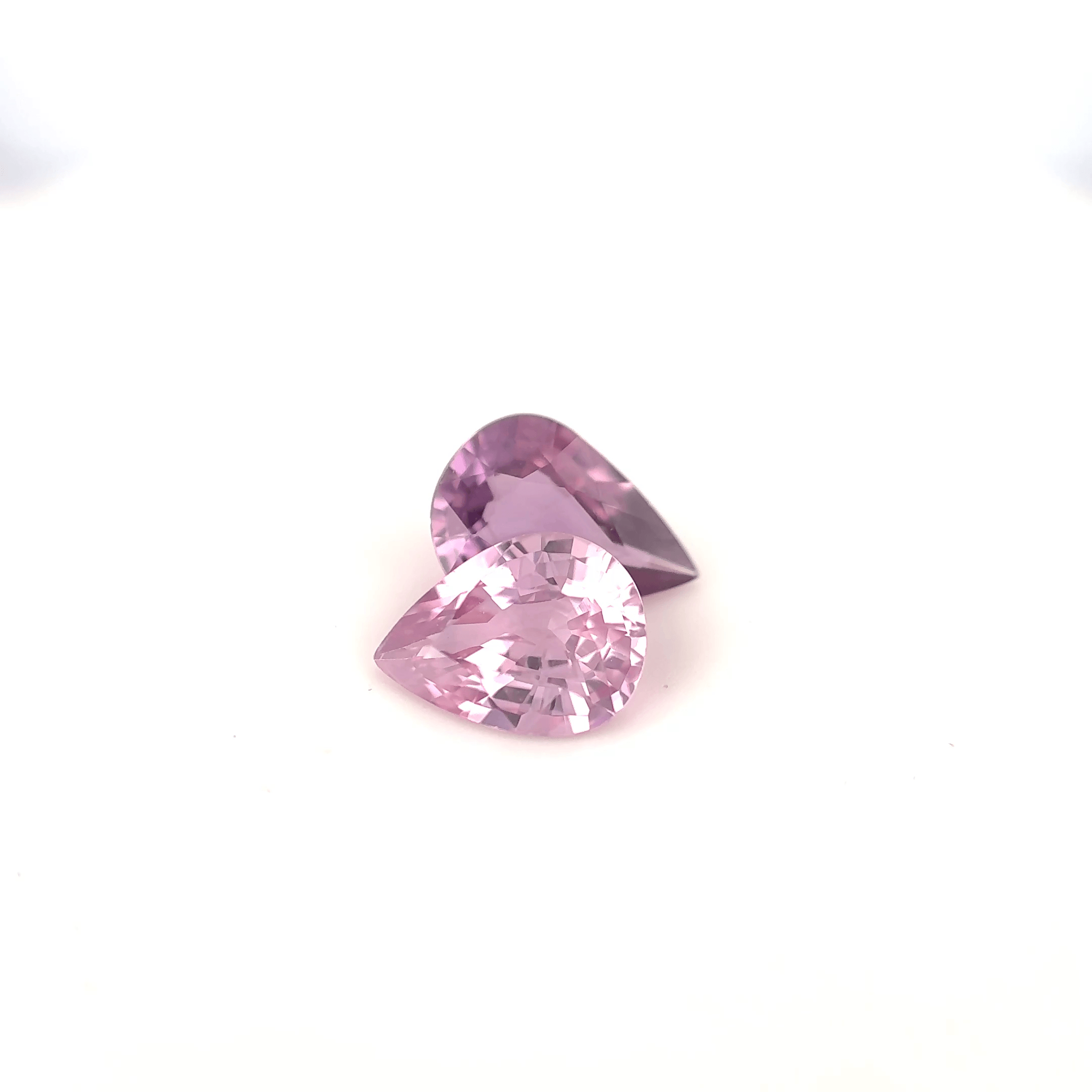 Lot 2 Saphirs fancy poire 2,40ct