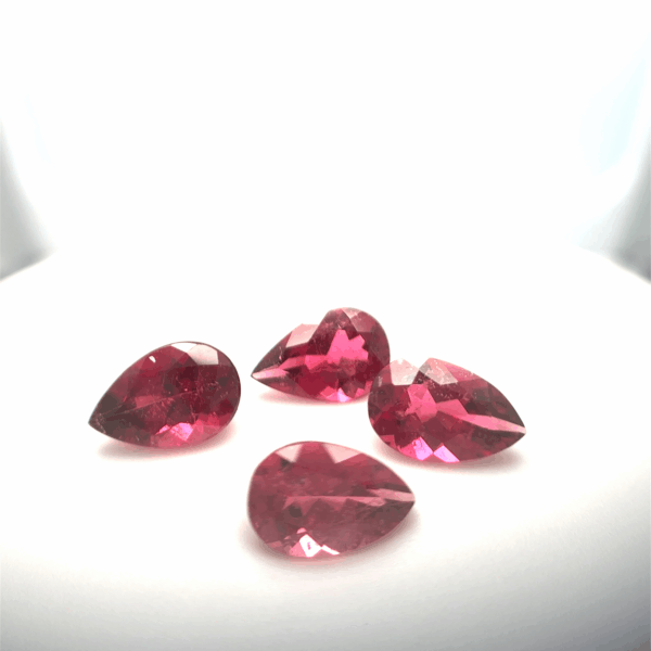 Lot 4 Tourmalines roses poire 5,09ct