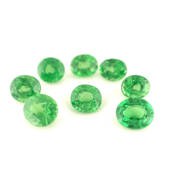 Lot 8 Tsavorites ovales 4,84ct