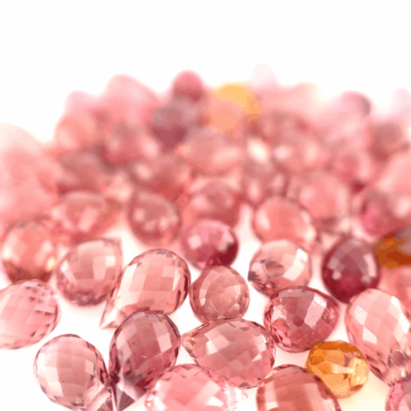 Lot Tourmalines briolettes 46,68ct
