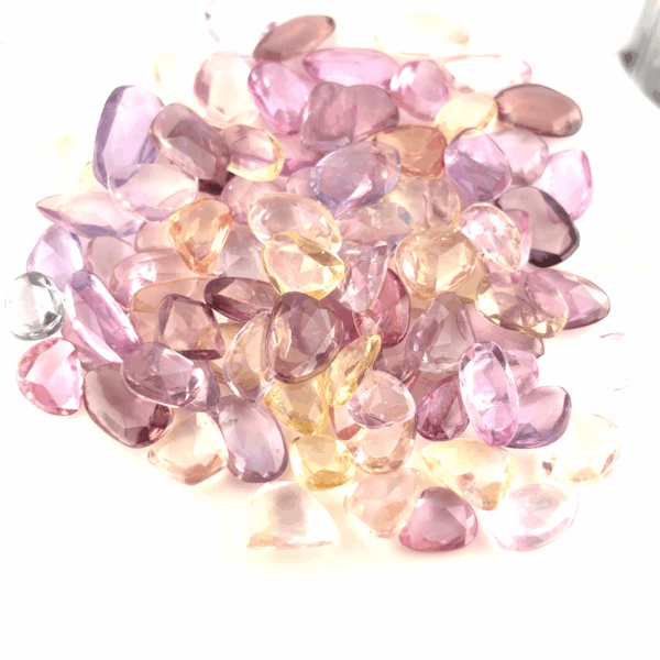 LotSSaphirs fancy Rosecut 129,13ct
