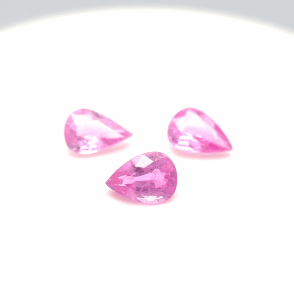 Lot 3 saphir rose poire 2,13ct