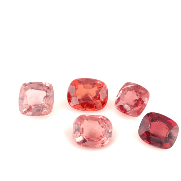 Lot 5 Spinelle Fancy coussin 5,21ct