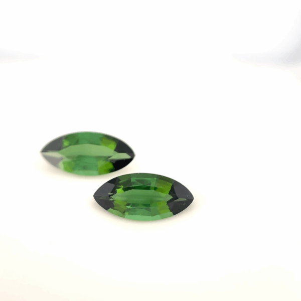 Paire Tourmaline verte marquise 2,22ct