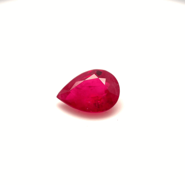 Rubis poire 1,42ct