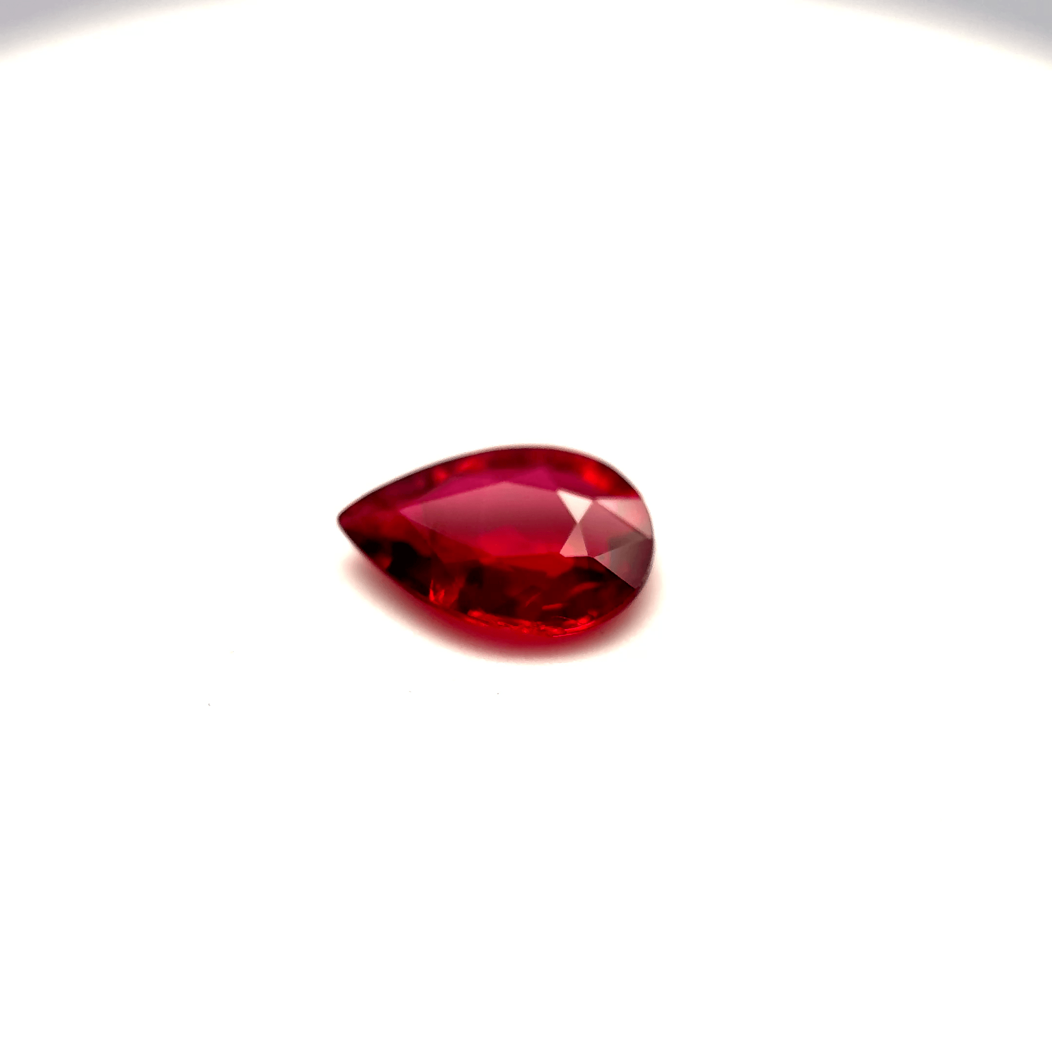Rubis poire 0.71ct – Image 2
