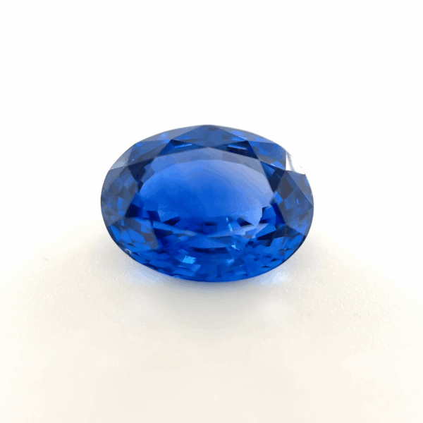 Saphir ovale 3.57ct