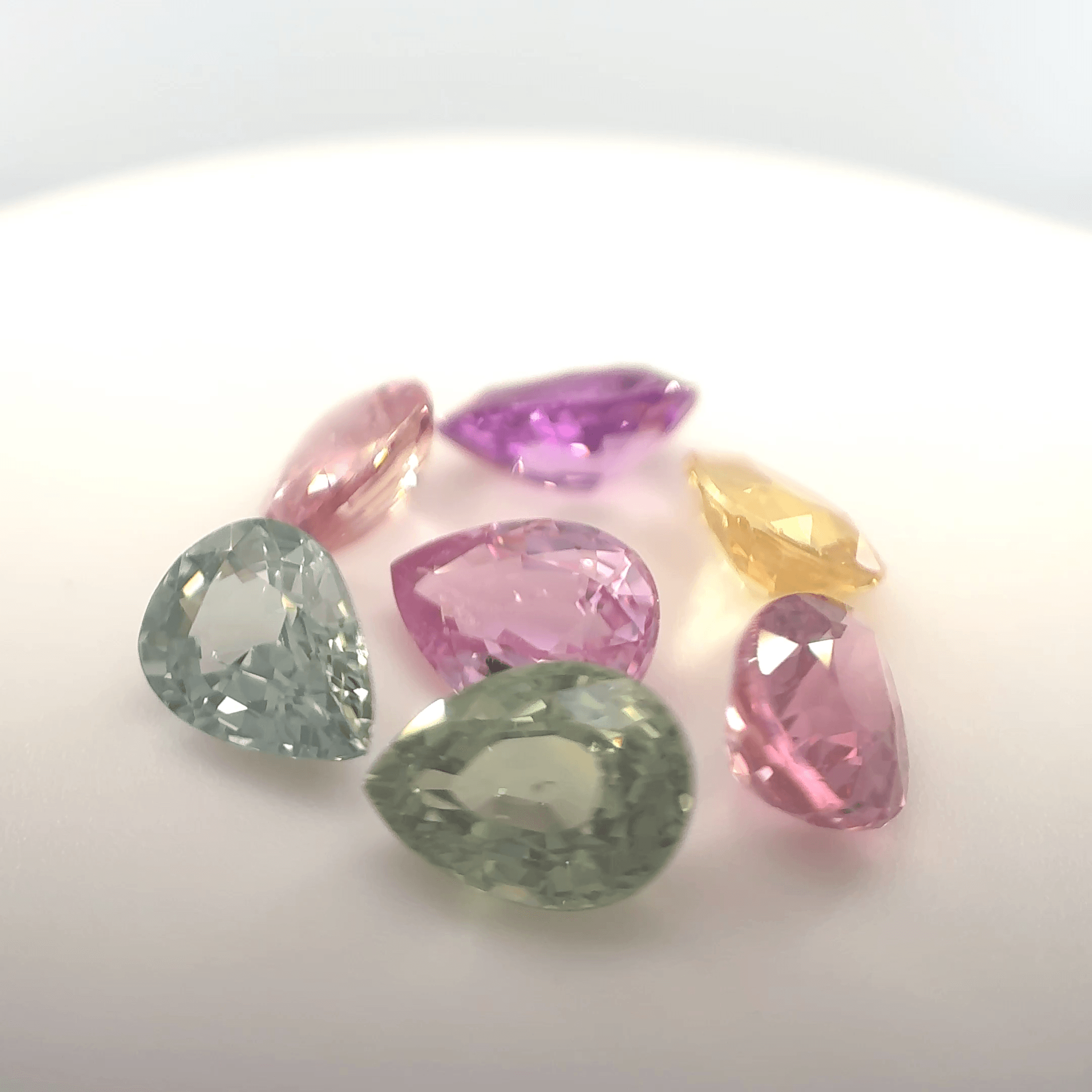 Lot 13 Saphir fancy poire 11,54ct