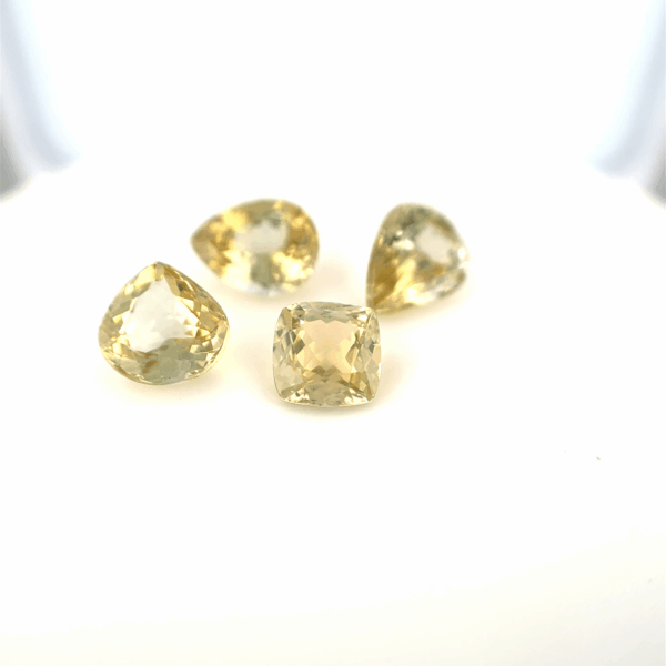 Lot 4 Tanzanites jaunes 7,00ct