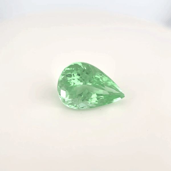 Tourmaline verte mint poire 4,08ct