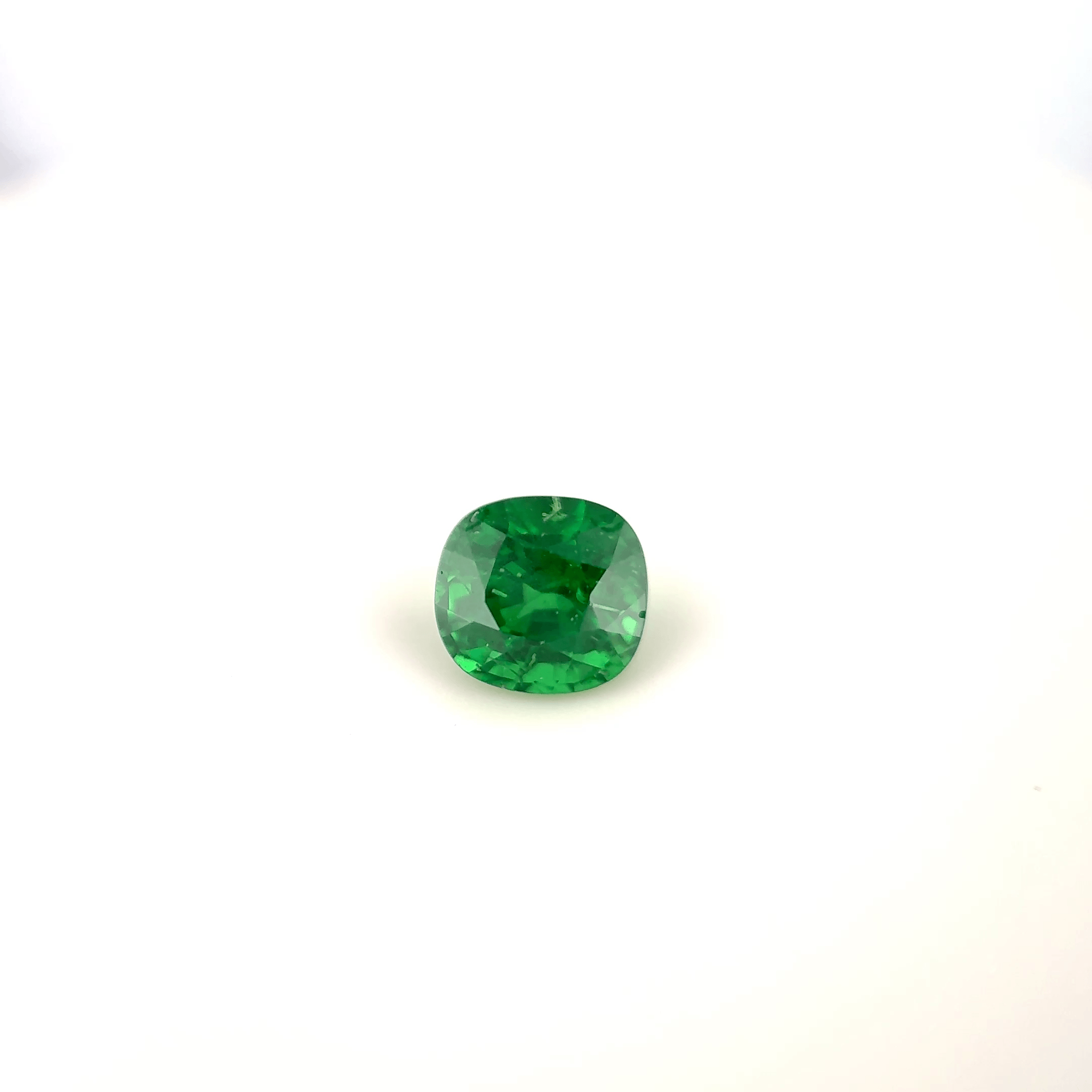 Tsavorite coussin 1,31ct